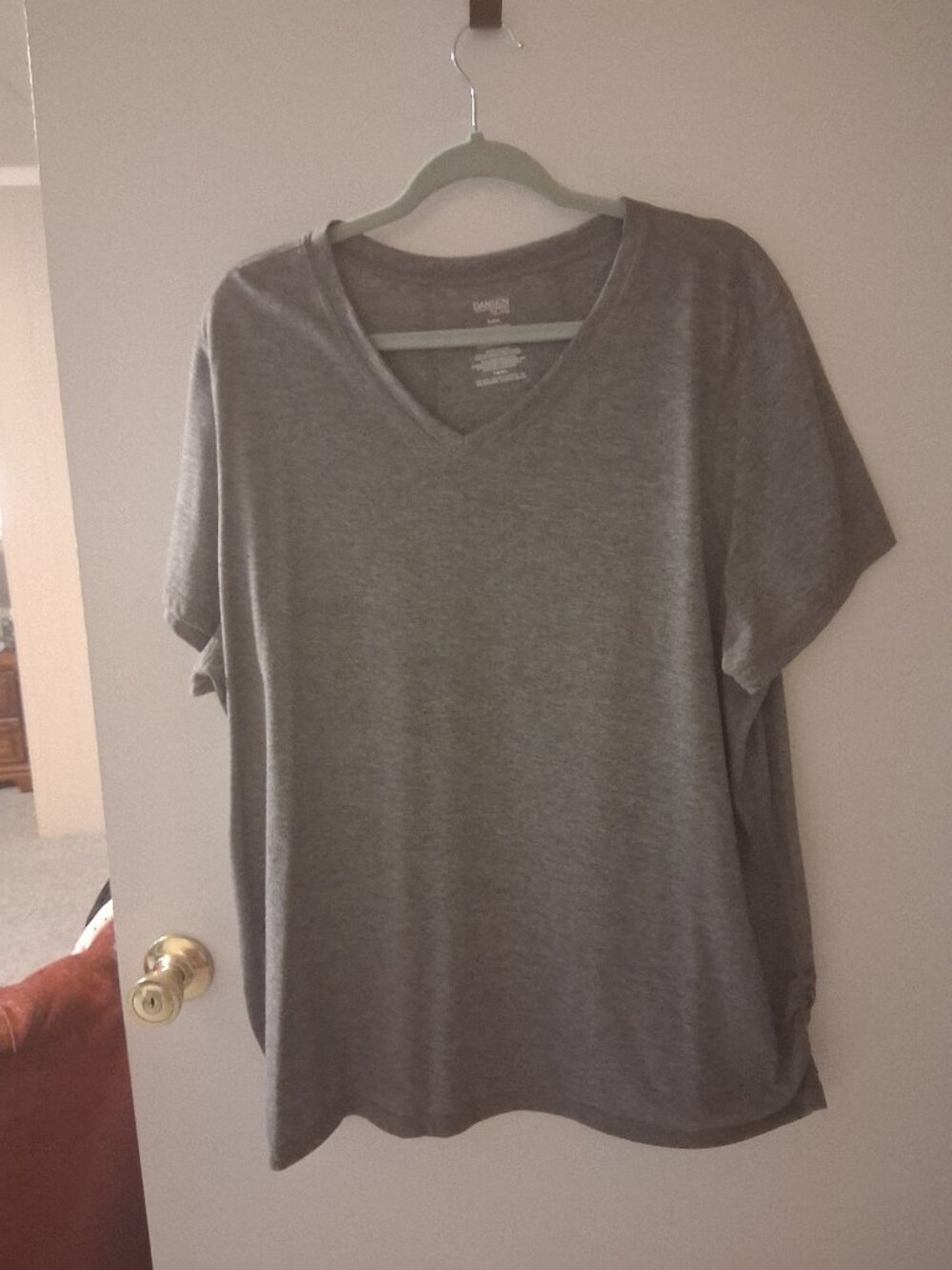 woman's top grey Danskin now 3X loose